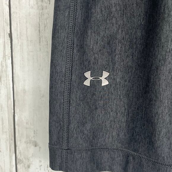 Under Armour Gray Stretchy Gym Workout Capri Pants No Size Tag - Picture 3 of 8